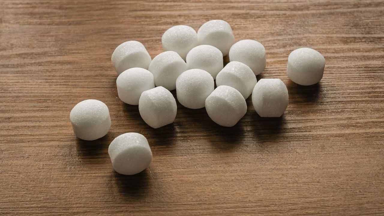 কর্পূর দিয়ে মশা তাড়ানোর উপায়